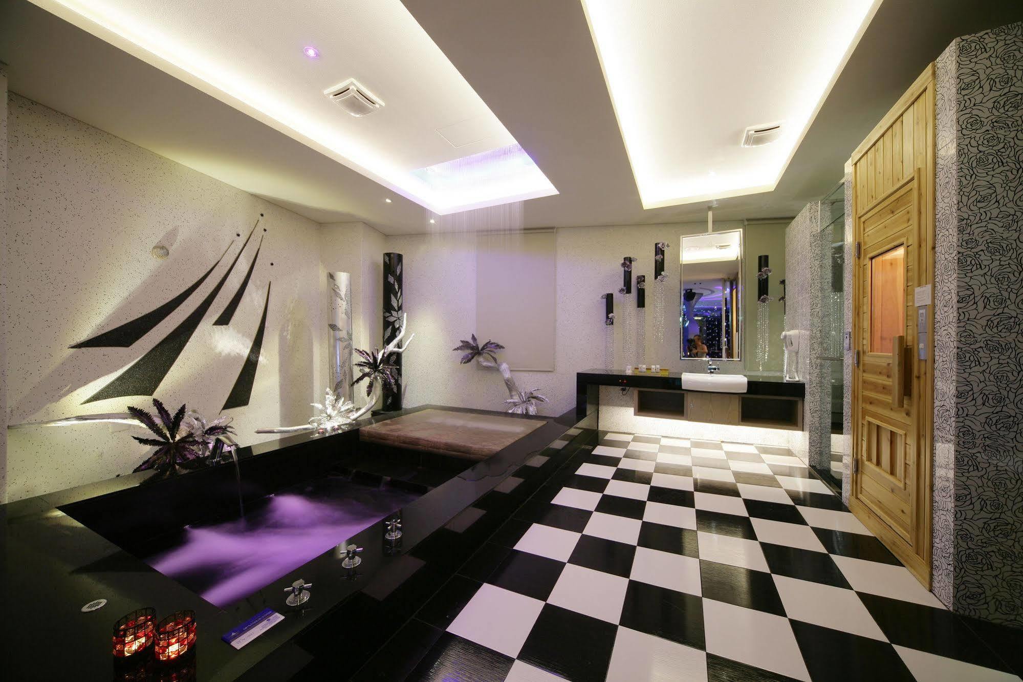 Dubai Villa Motel Daya Buitenkant foto