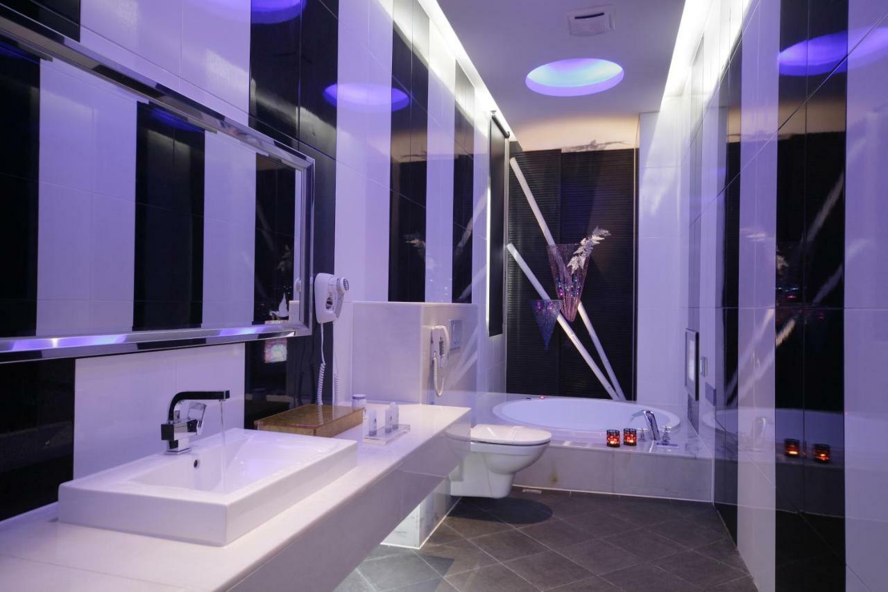 Dubai Villa Motel Daya Buitenkant foto